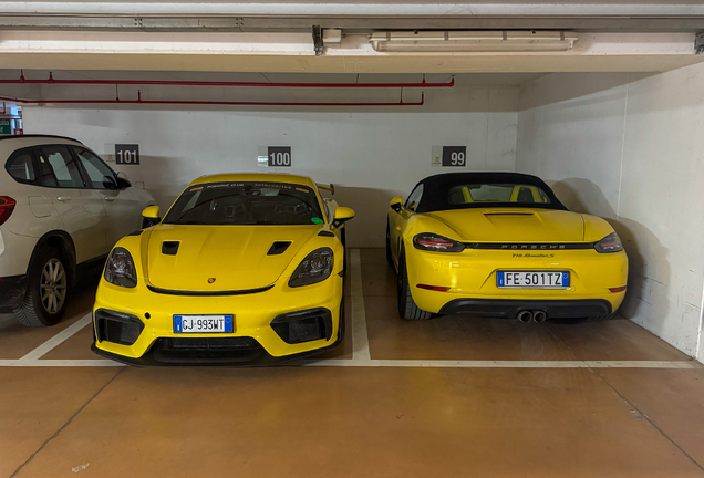 Porsche 718 Cayman GT4 RS