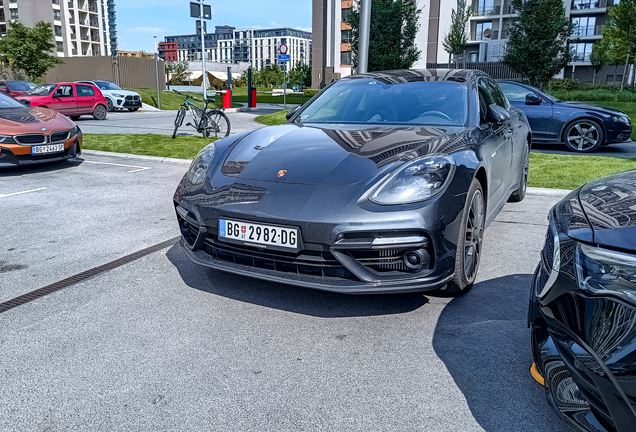 Porsche 971 Panamera Turbo S E-Hybrid Sport Turismo
