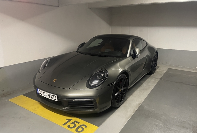 Porsche 992 Carrera 4S