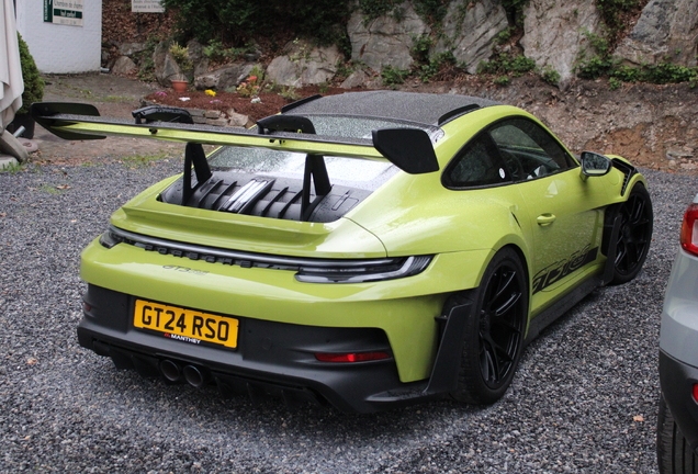 Porsche 992 GT3 RS Weissach Package