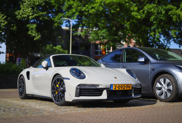 Porsche 992 Turbo S Cabriolet