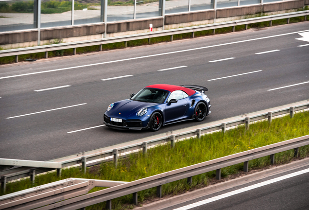 Porsche 992 Turbo S Cabriolet
