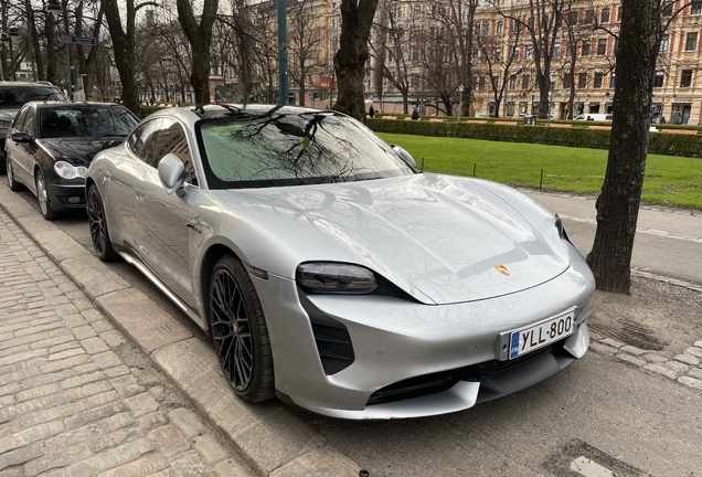 Porsche Taycan Turbo