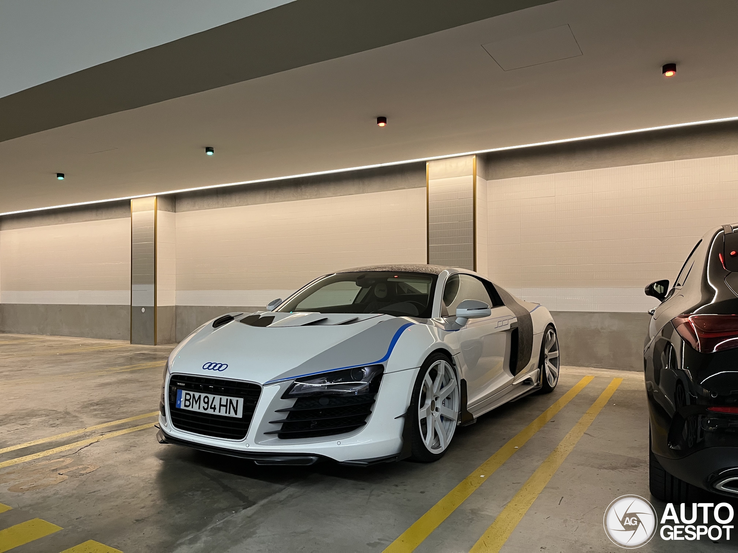 Audi R8