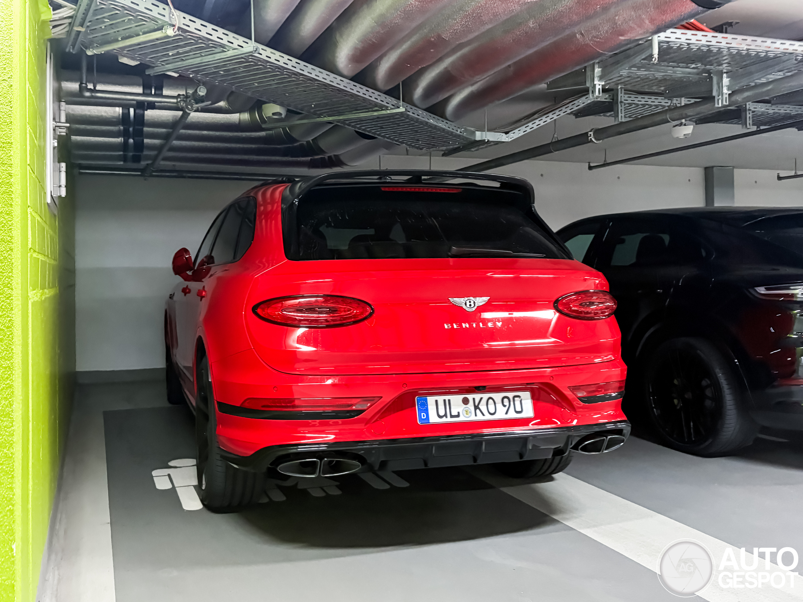 Bentley Bentayga V8 S 2024
