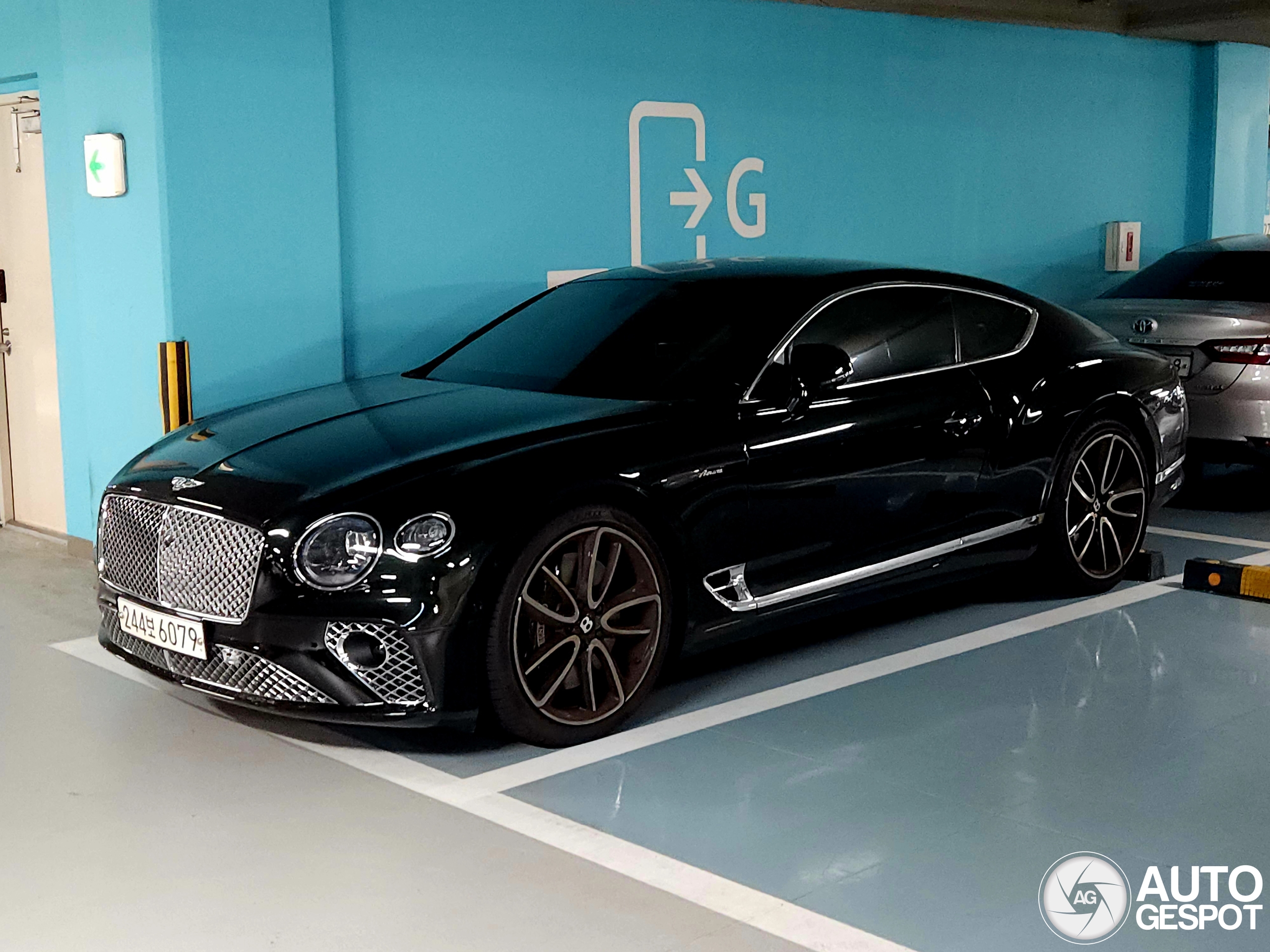 Bentley Continental GT V8 Azure