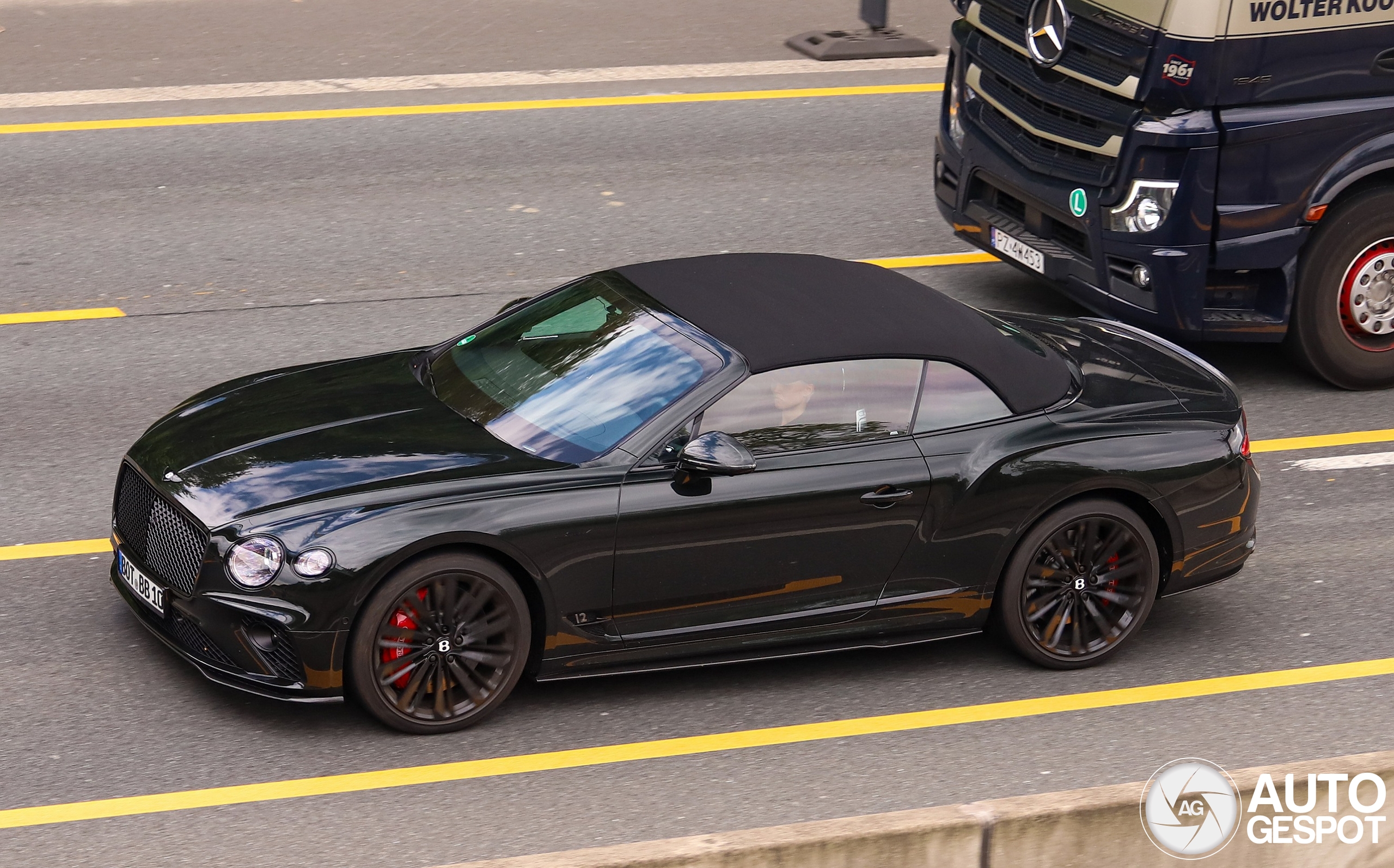 Bentley Continental GTC 2019