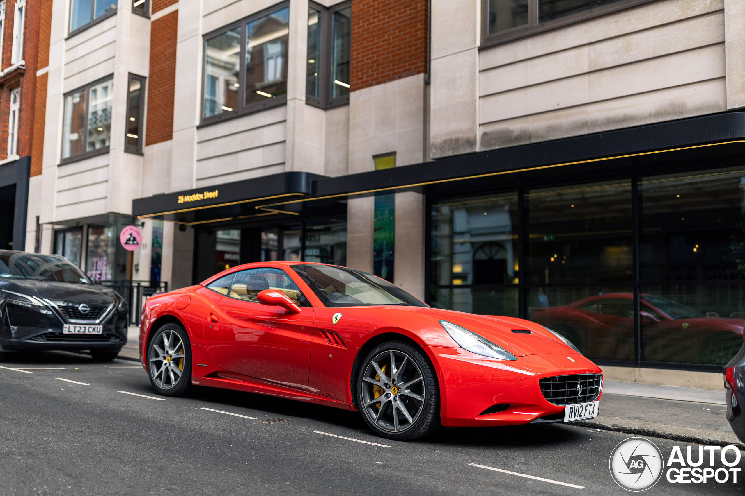 Ferrari California