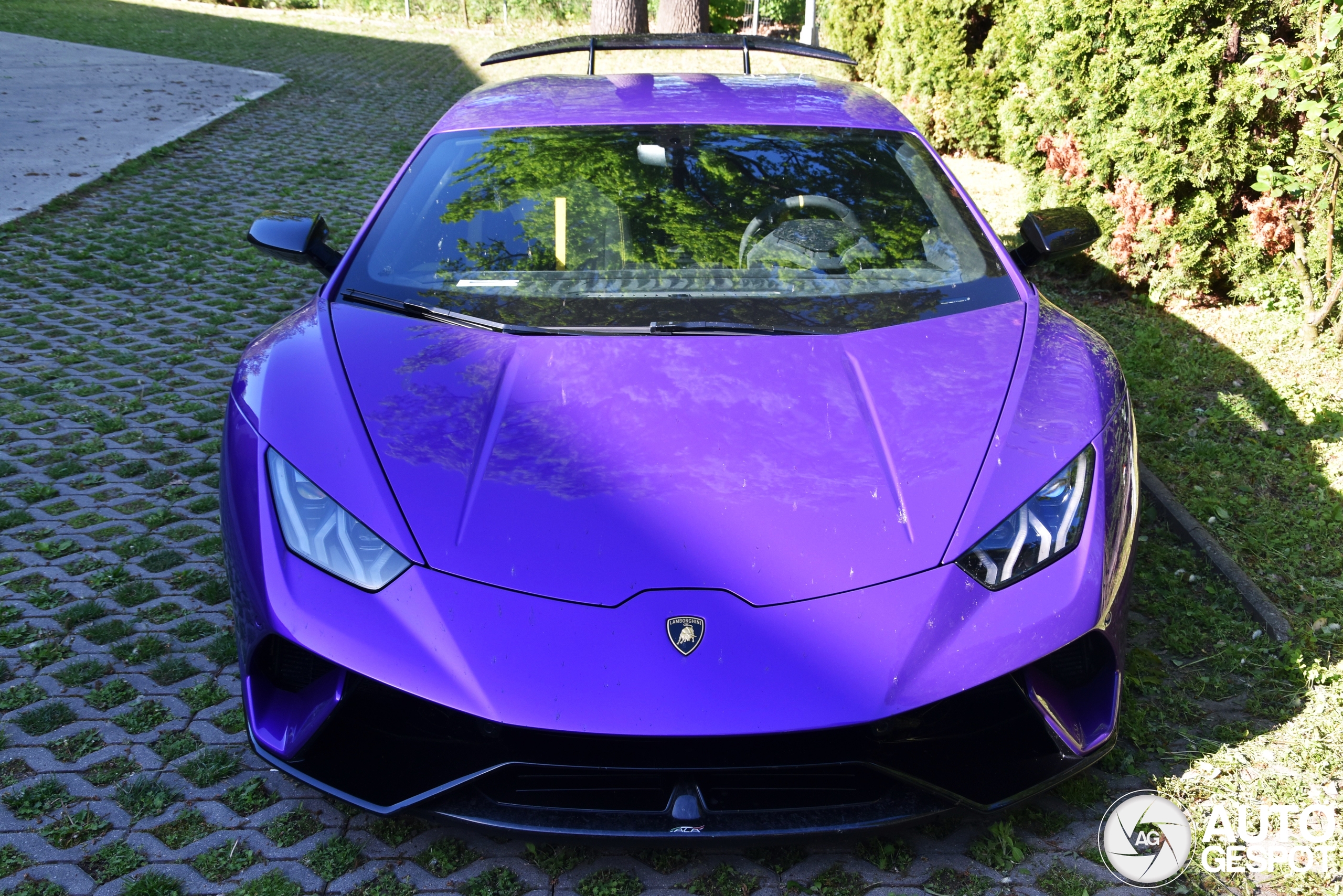 Lamborghini Huracán LP640-4 Performante