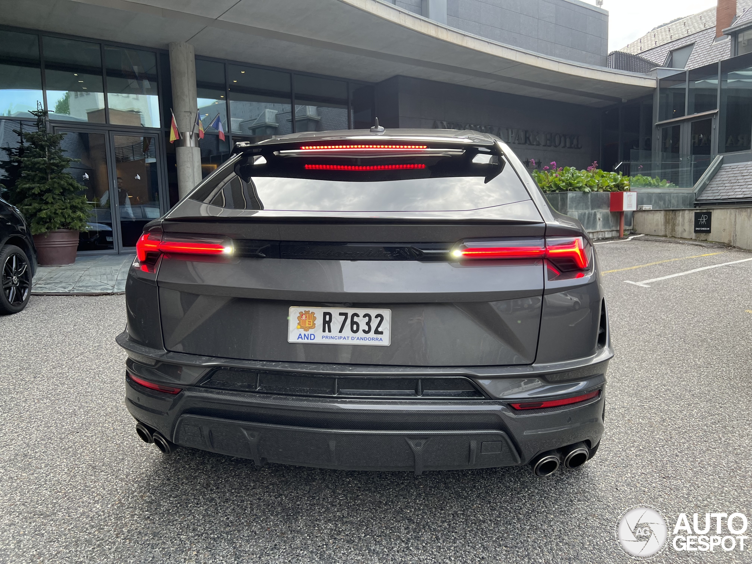 Lamborghini Urus Performante
