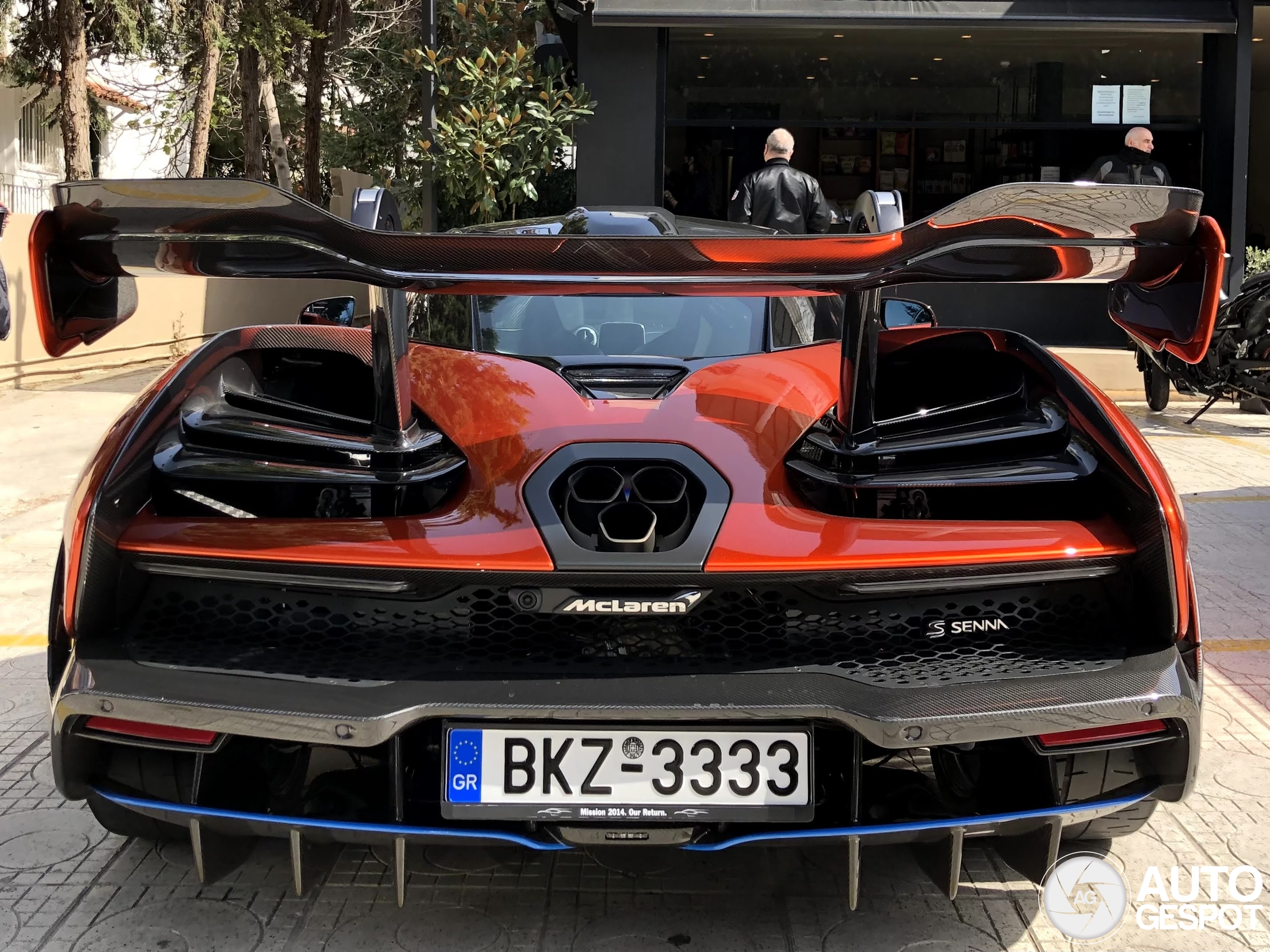 McLaren Senna
