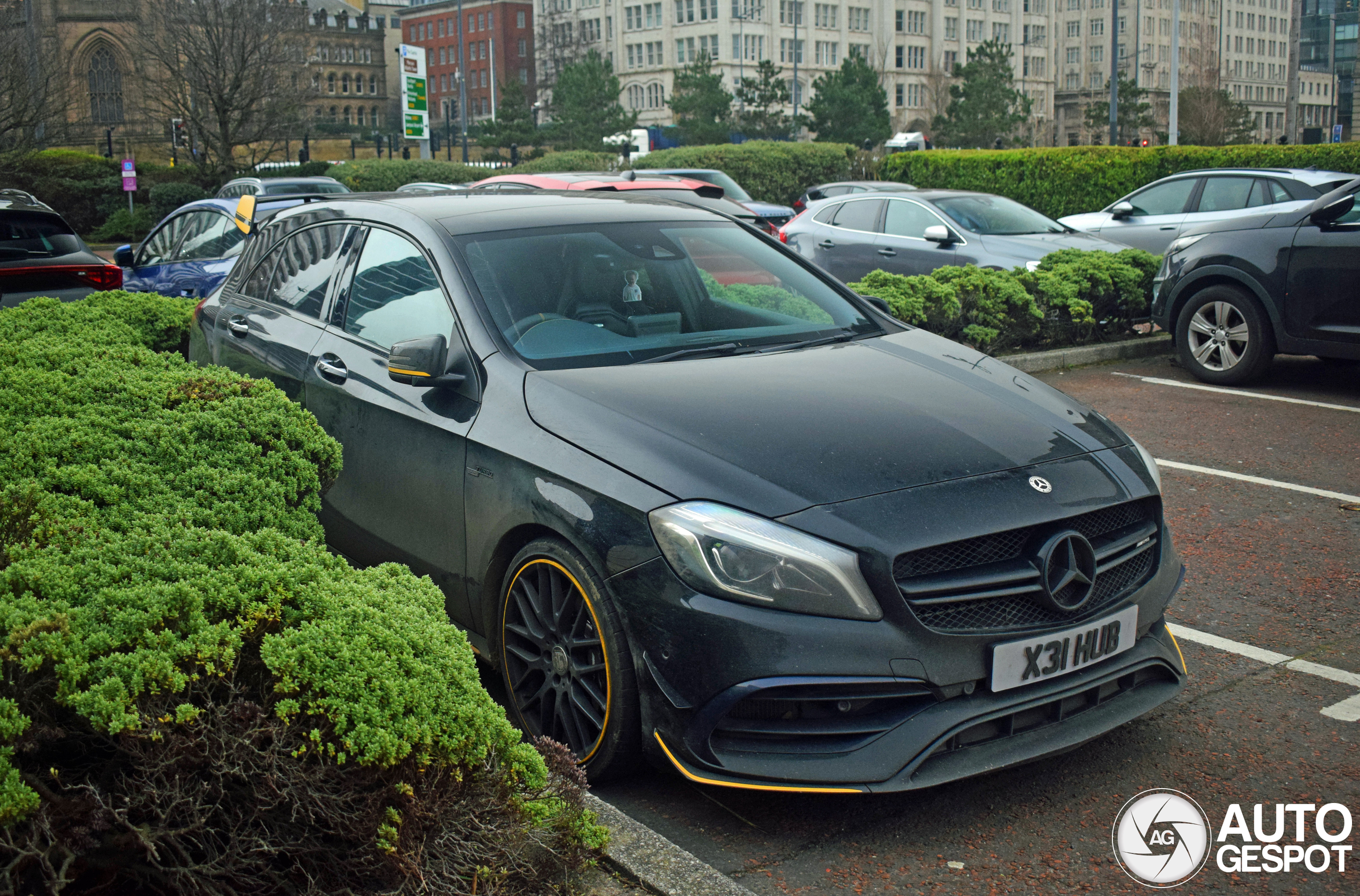 Mercedes-AMG A 45 W176 Yellow Night Edition