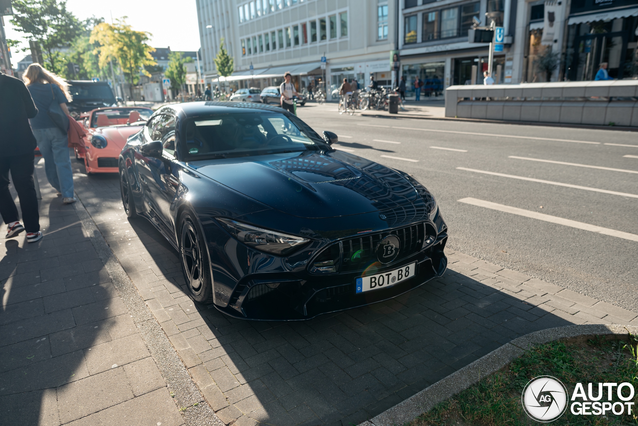 Mega dikke primeur: Mercedes-AMG Brabus Rocket 1000 GTS