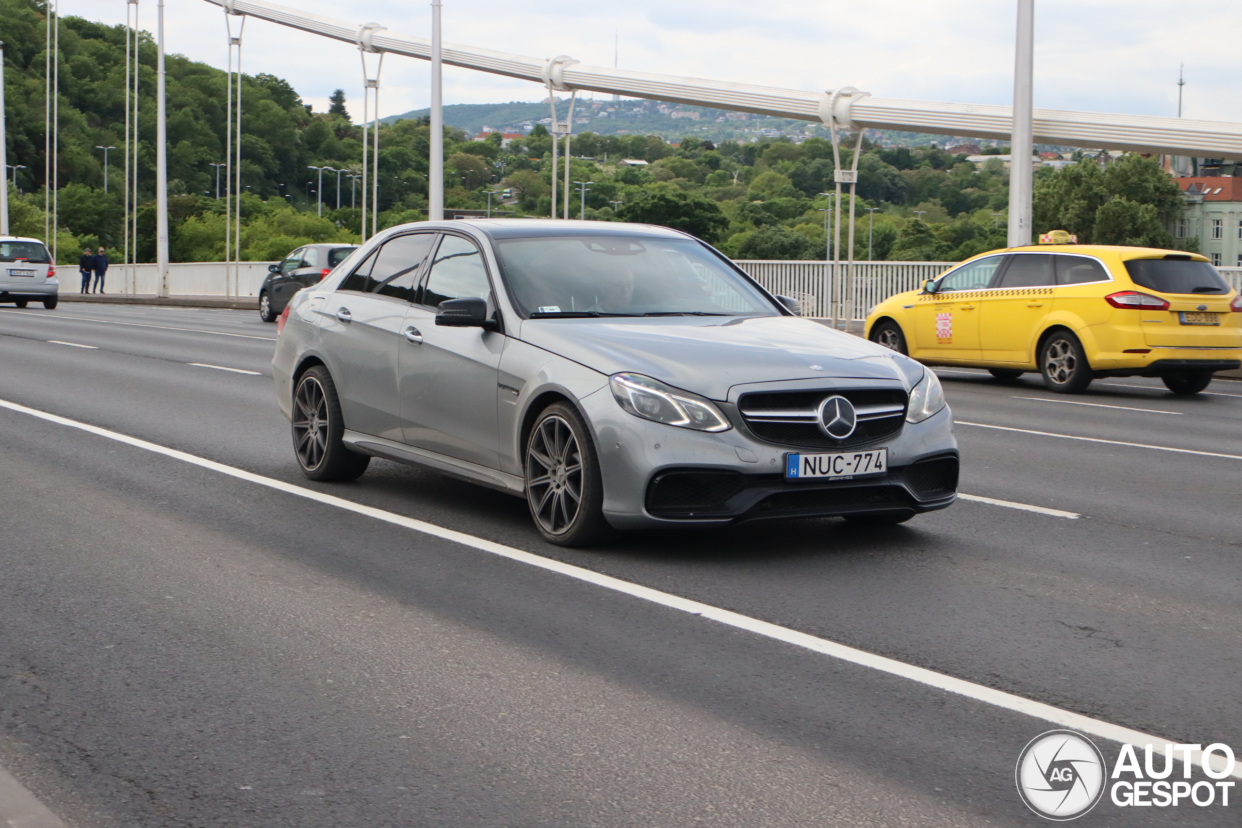 Mercedes-Benz E 63 AMG S W212