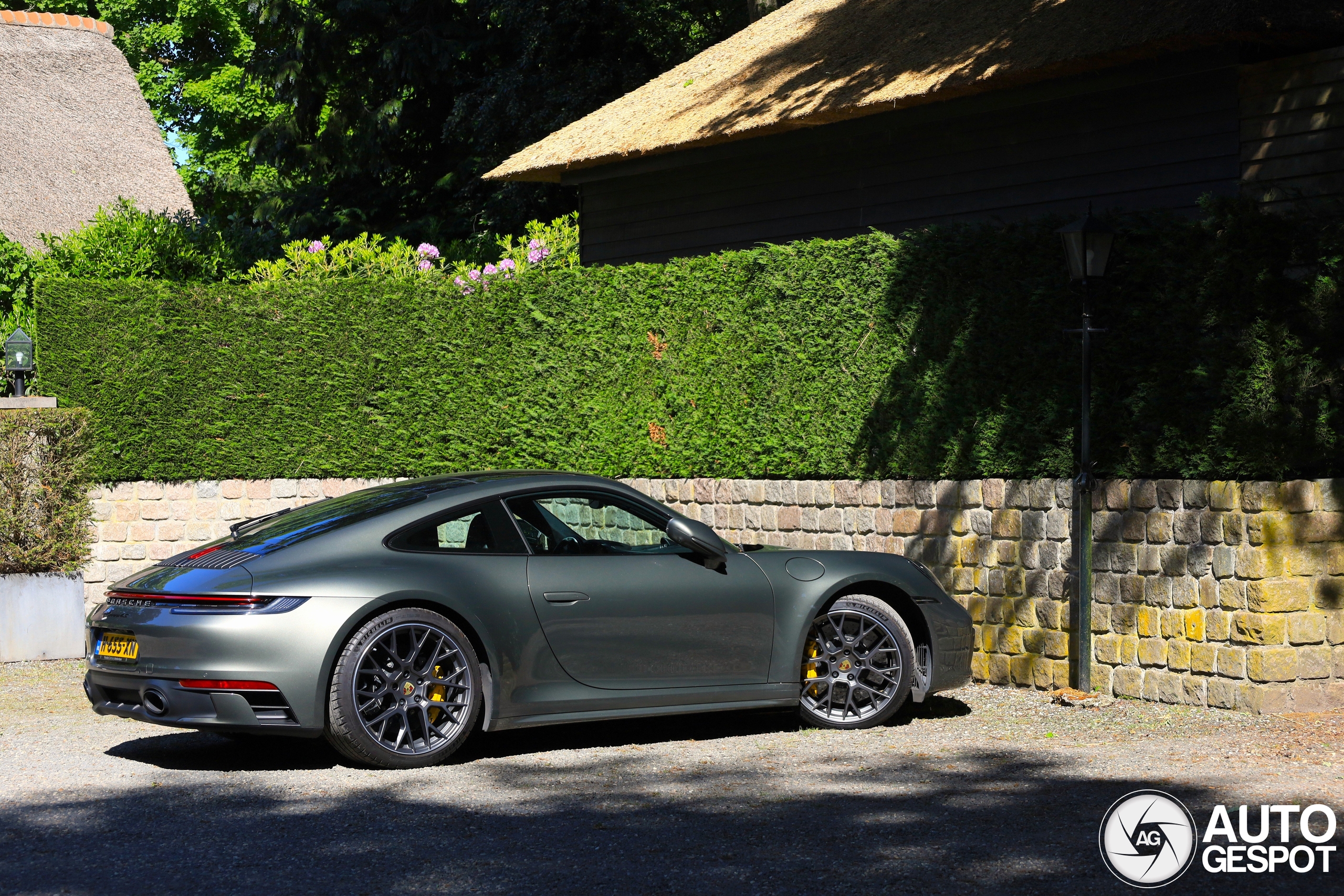 Porsche 992 Carrera 4S