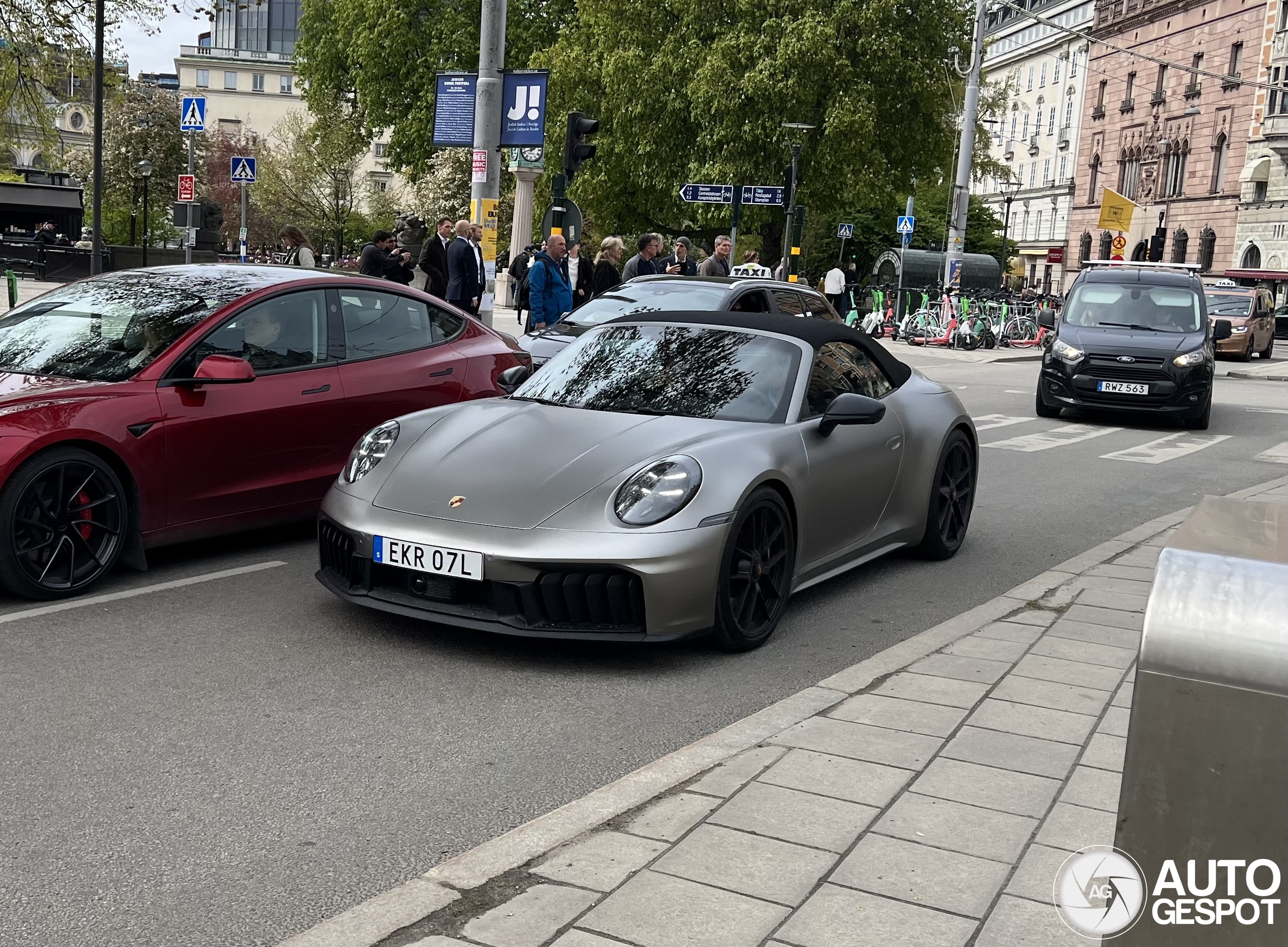 Porsche 992 Carrera GTS Cabriolet MkII