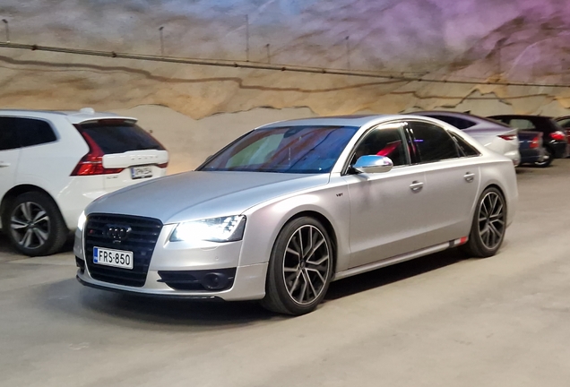 Audi S8 D4