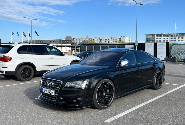 Audi S8 D4