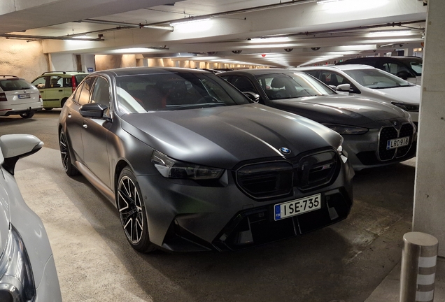 BMW M5 G90