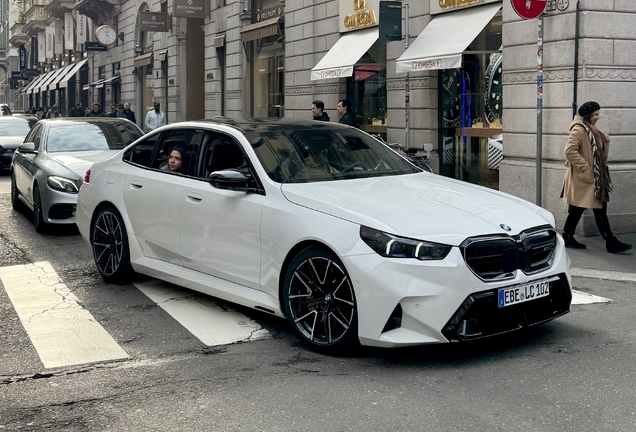 BMW M5 G90