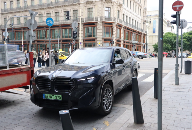 BMW XM G09