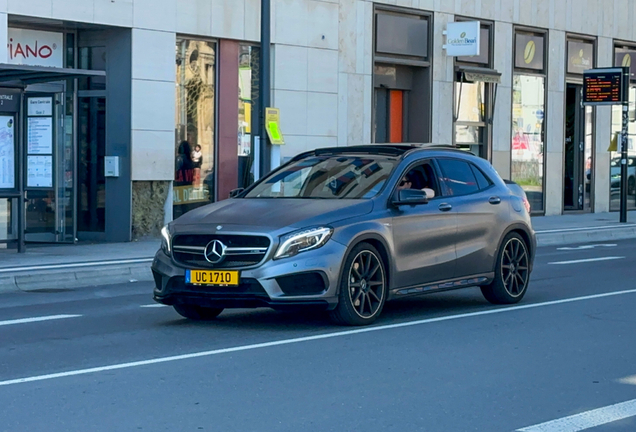Mercedes-AMG GLA 45 X156