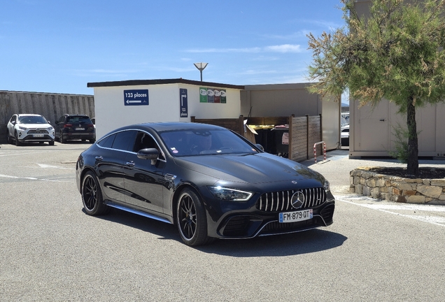 Mercedes-AMG GT 63 S X290