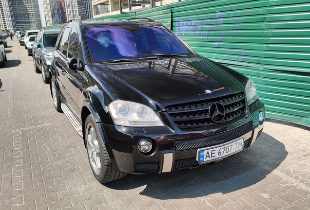 Mercedes-Benz ML 63 AMG W164