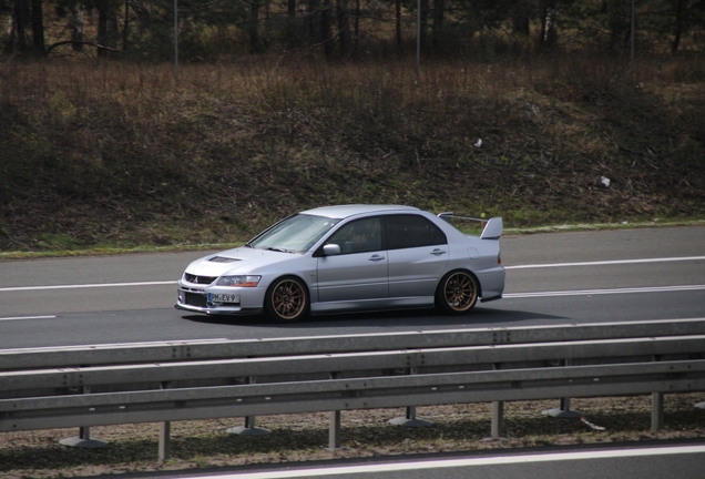 Mitsubishi Lancer Evolution IX