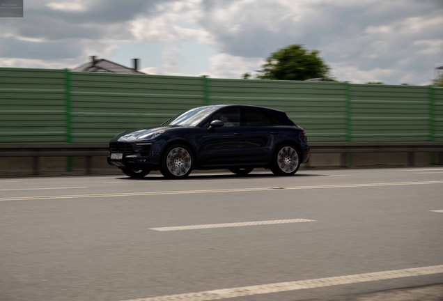 Porsche 95B Macan GTS