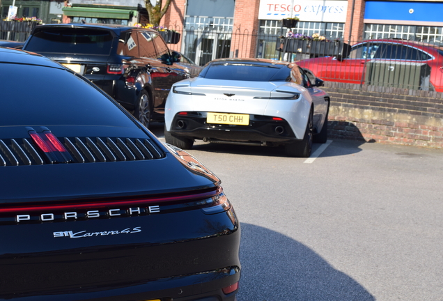 Porsche 992 Carrera 4S