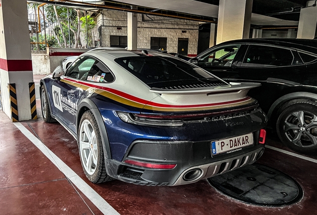 Porsche 992 Dakar