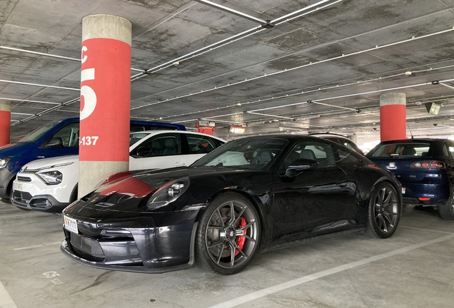Porsche 992 GT3 Touring