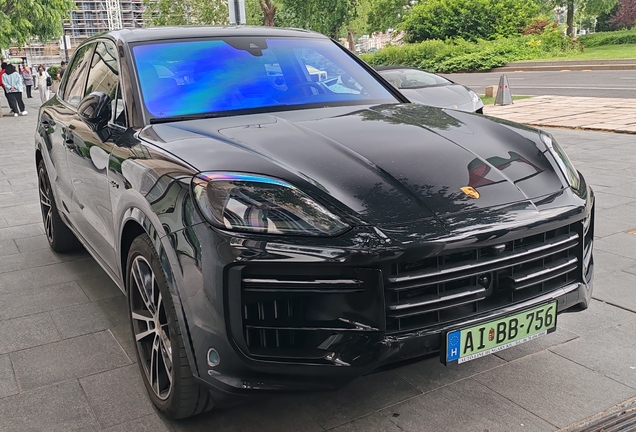 Porsche 9YA Cayenne Turbo E-Hybrid