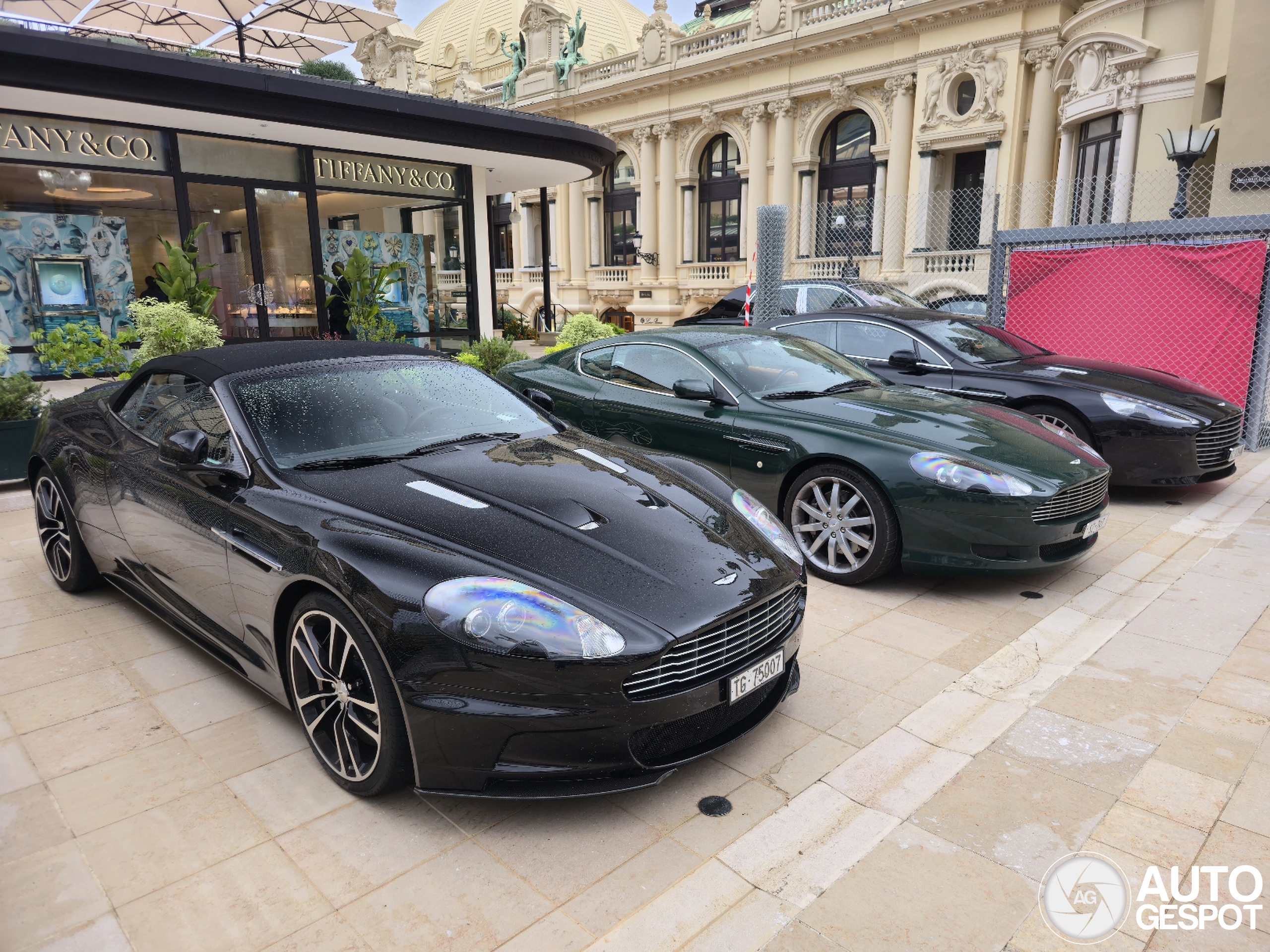 Aston Martin DBS Volante