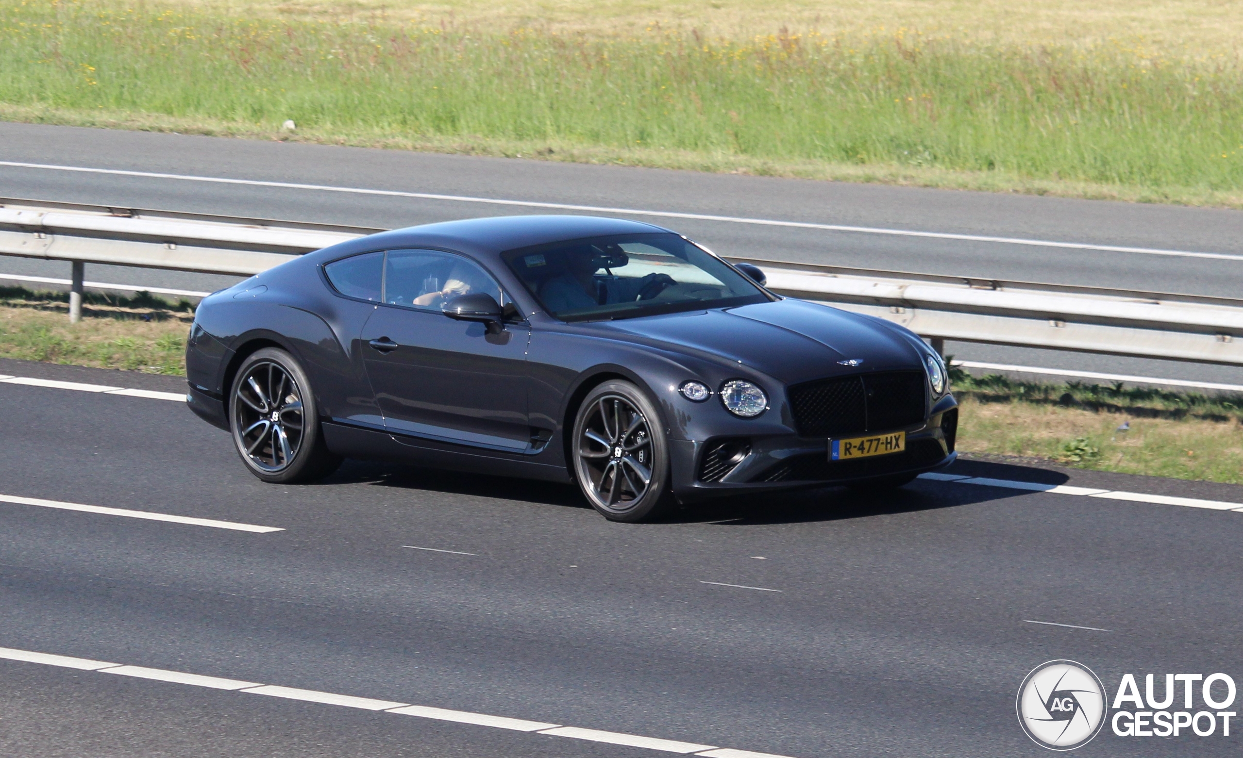 Bentley Continental GT V8 2020
