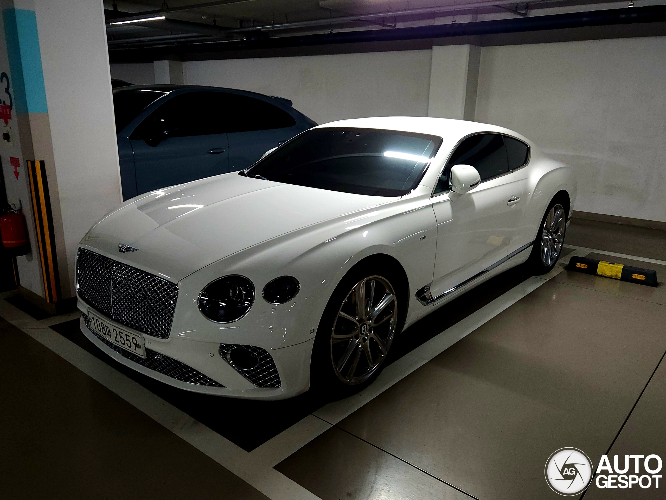 Bentley Continental GT V8 2020
