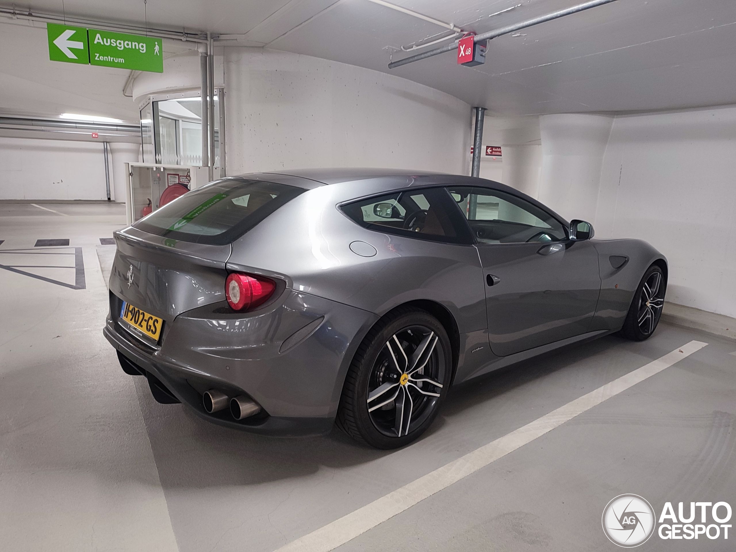 Ferrari FF