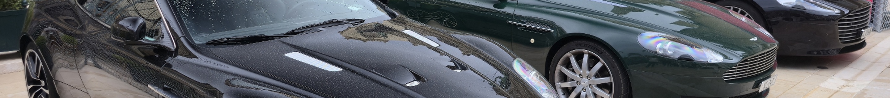 Aston Martin DBS Volante