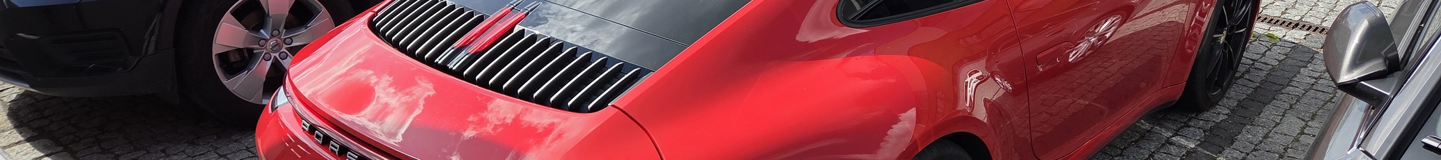 Porsche 992 Carrera 4S