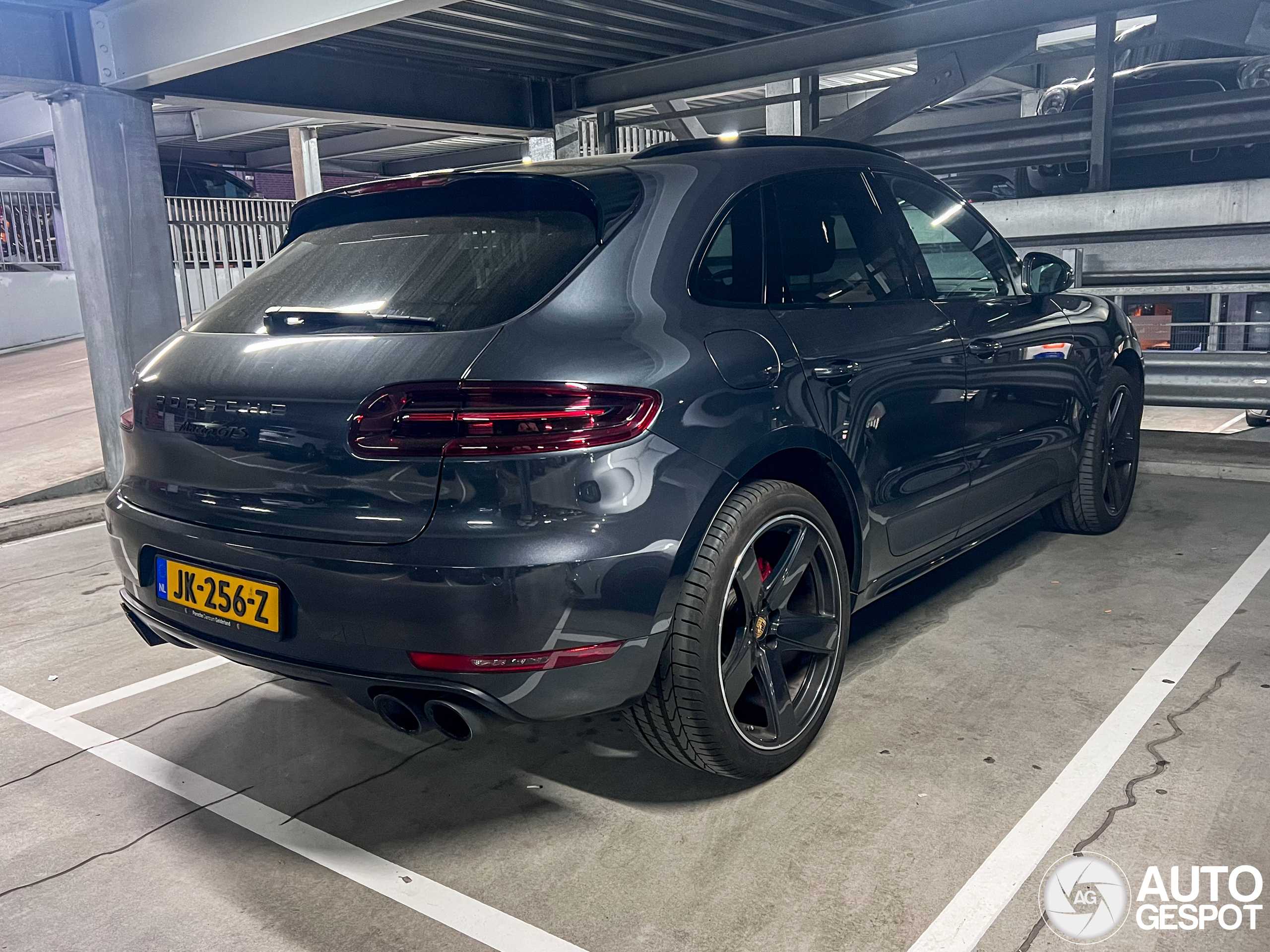 Porsche 95B Macan GTS