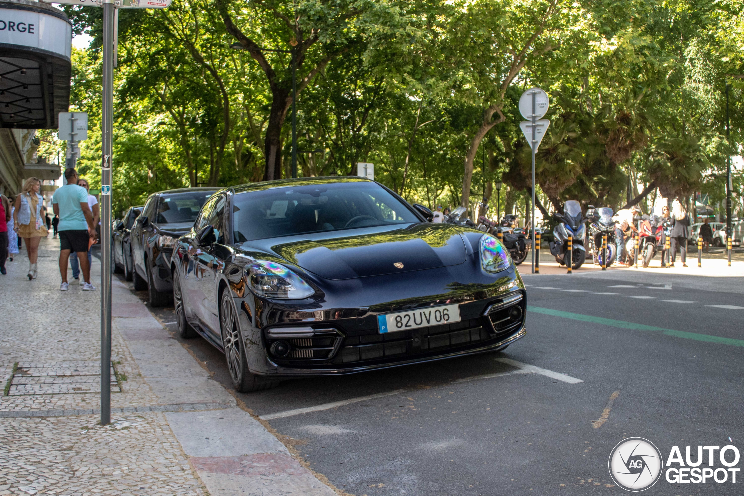 Porsche 971 Panamera Turbo Sport Turismo