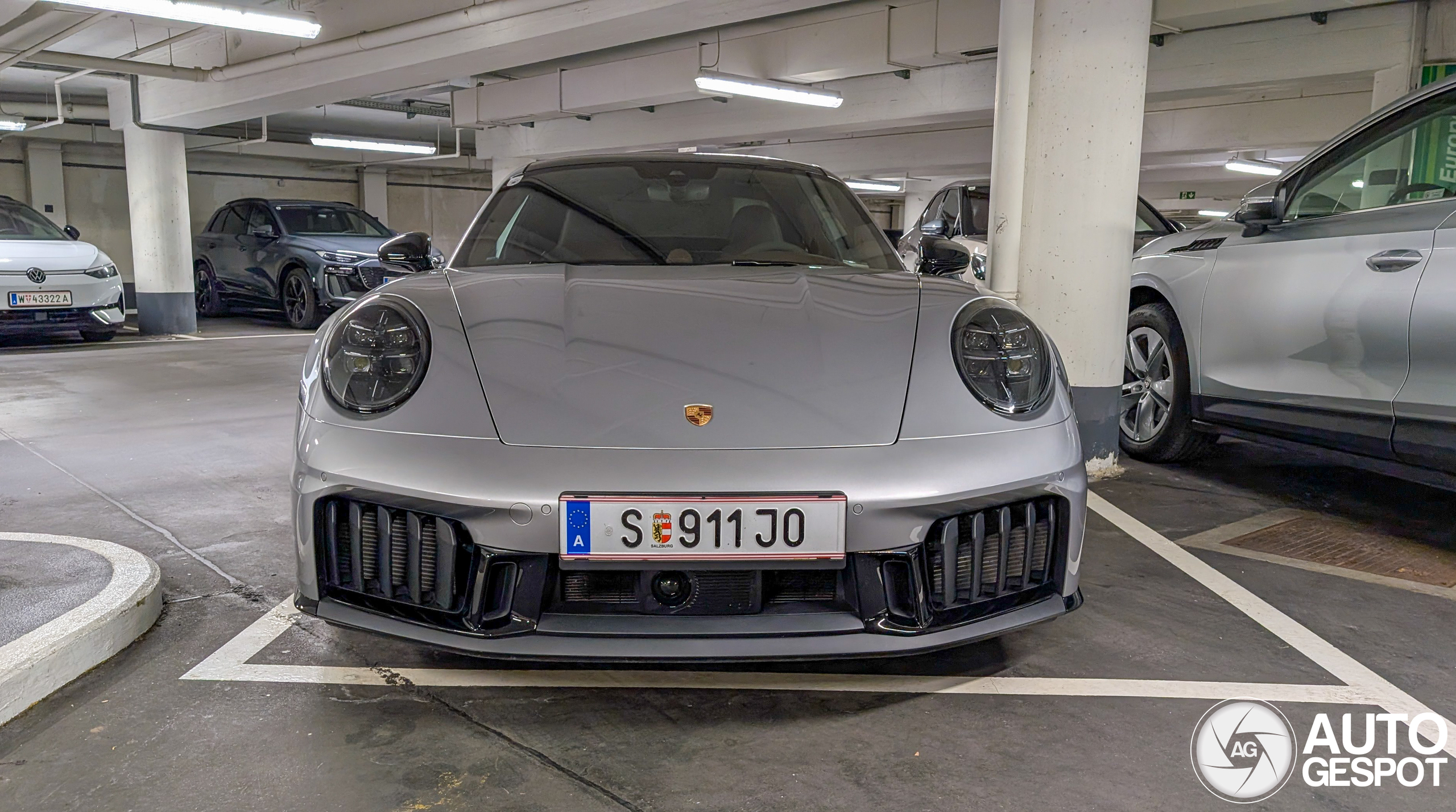 Porsche 992 Carrera 4 GTS MkII