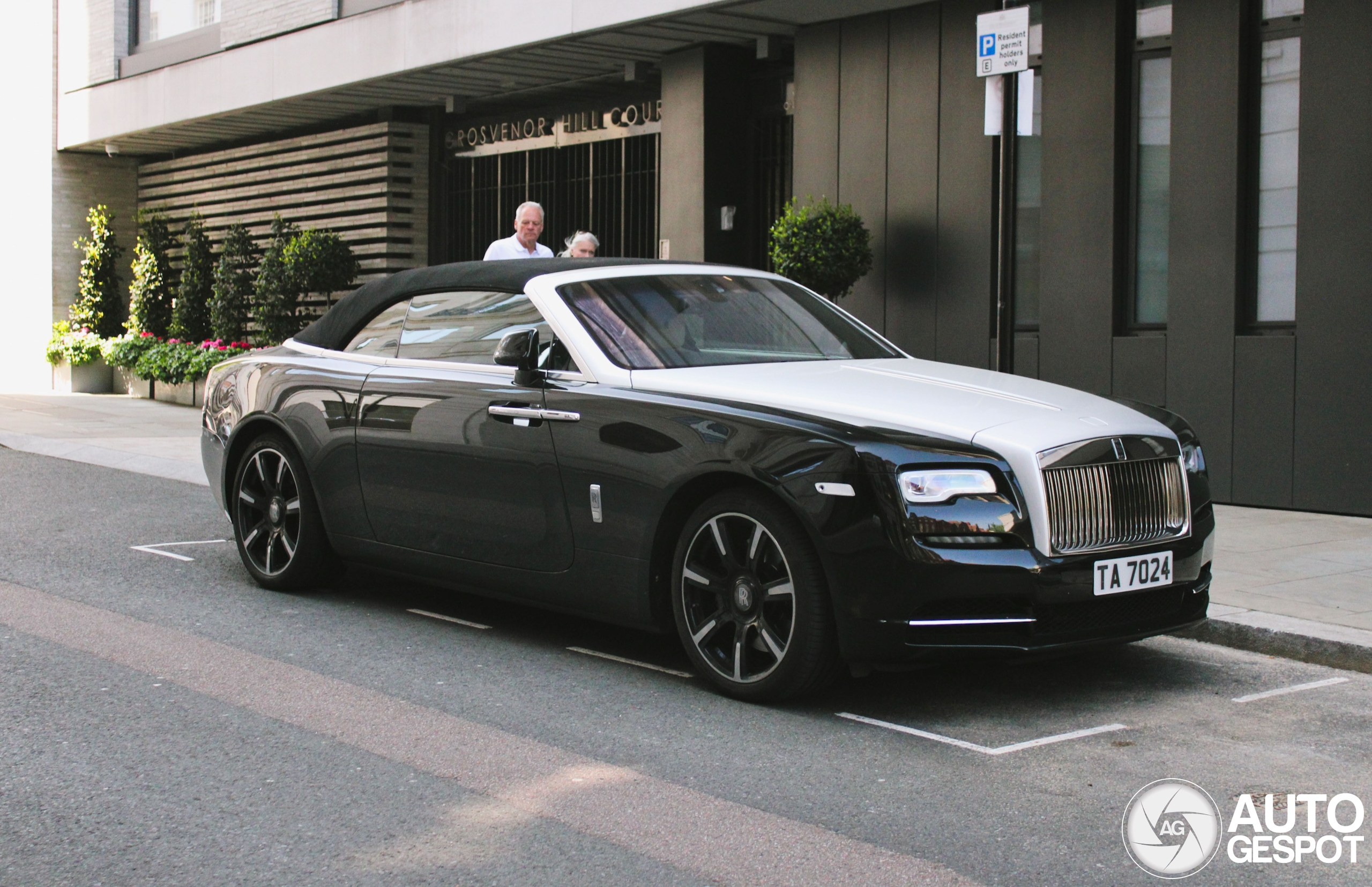 Rolls-Royce Dawn