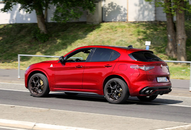 Alfa Romeo Stelvio Quadrifoglio 2023