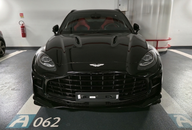 Aston Martin DBX707