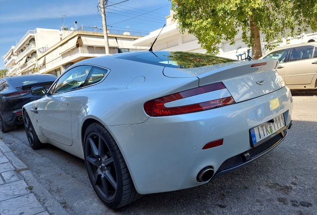 Aston Martin V8 Vantage