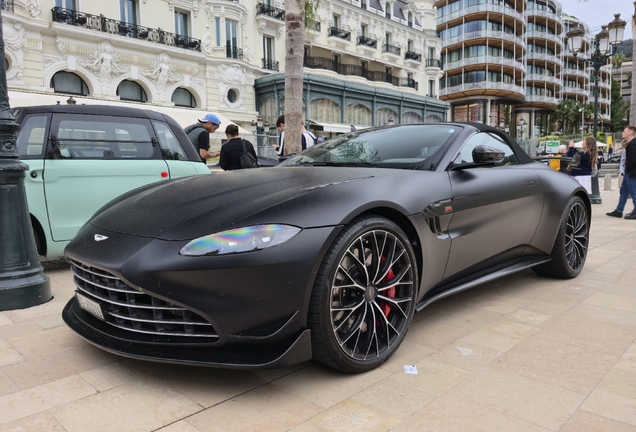 Aston Martin V8 Vantage Formula 1 Edition Roadster