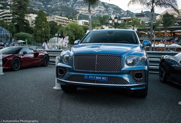 Bentley Bentayga V8 2021