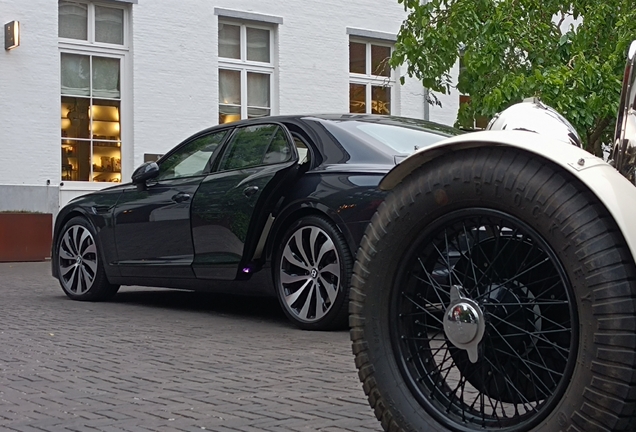 Bentley Flying Spur V8 2021